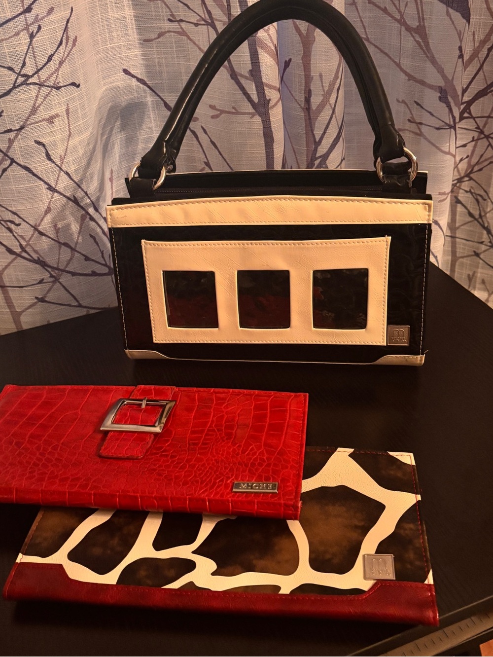Miche Classic Base Bag + 3 Interchangeable Shells in very good condition